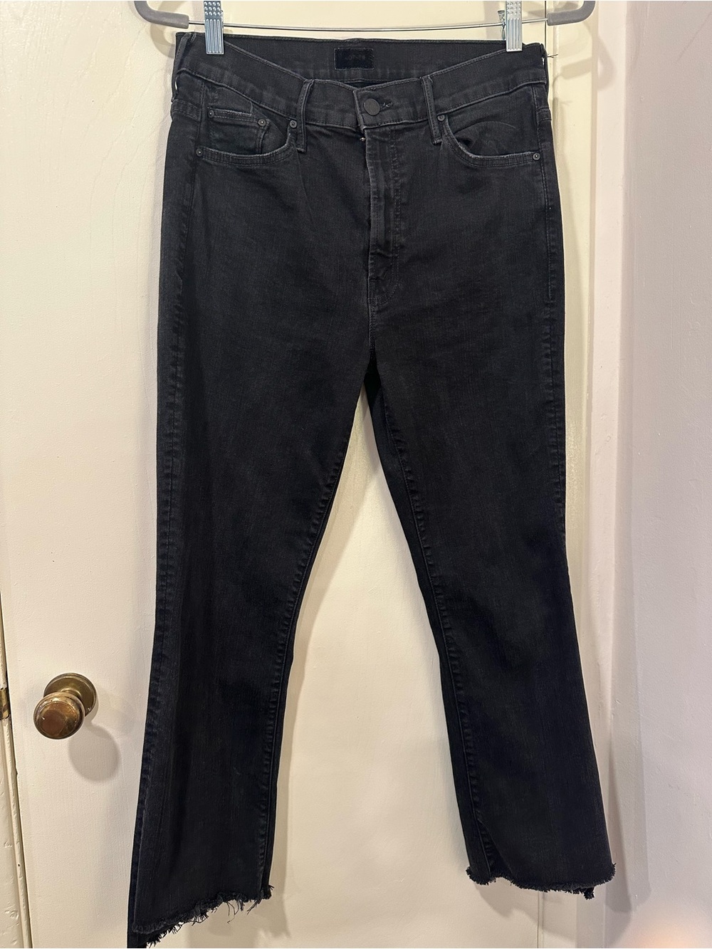 MOTHER jeans. The Insider Crop Jean Not Guilty Black. Size 31